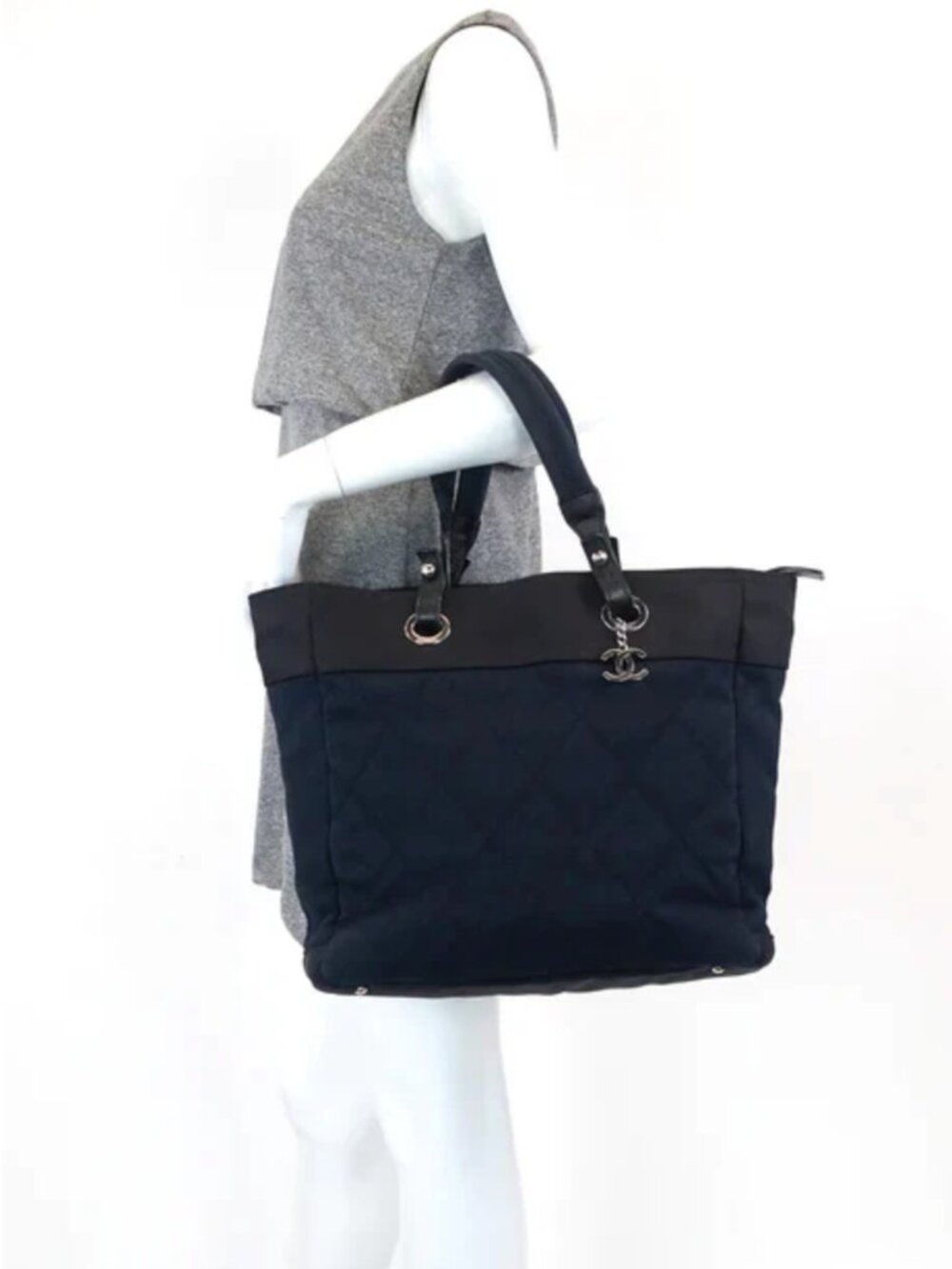 Chanel Paris-Biarritz Quilted Canvas and Patent Leather CC Tote - Picture 11 of 11